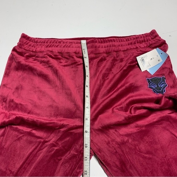 New Marvel Women's Wakanda Forever Velour Graphic Lounge Pants - Picture 8 of 12